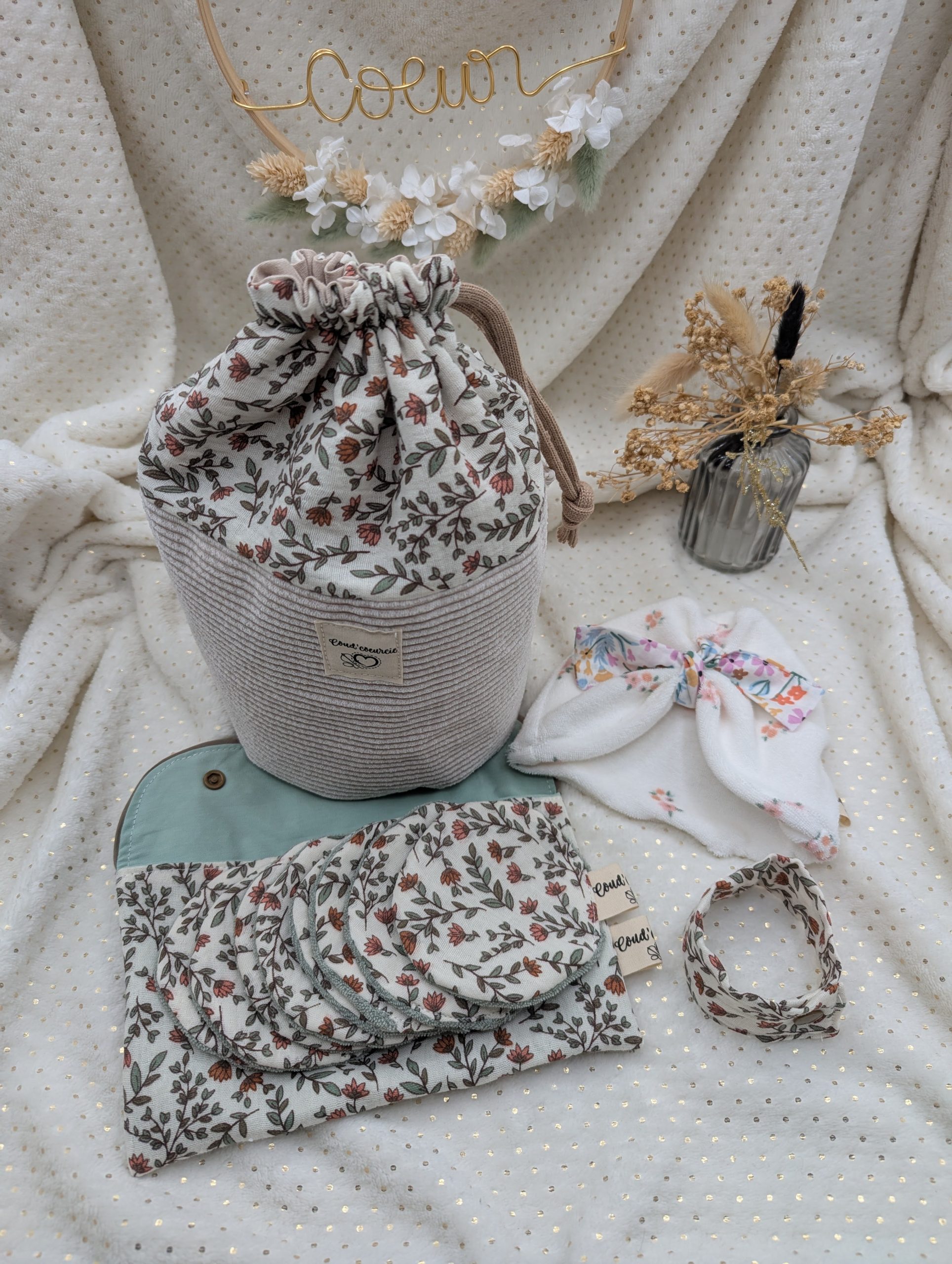 kit maternité,vanity, sac pochon maternité